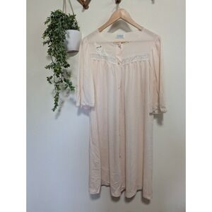 Vintage Lorraine made in the USA nightgown robe